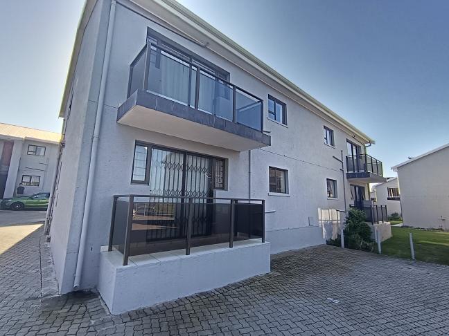 2 Bedroom Property for Sale in Hartenbos Western Cape